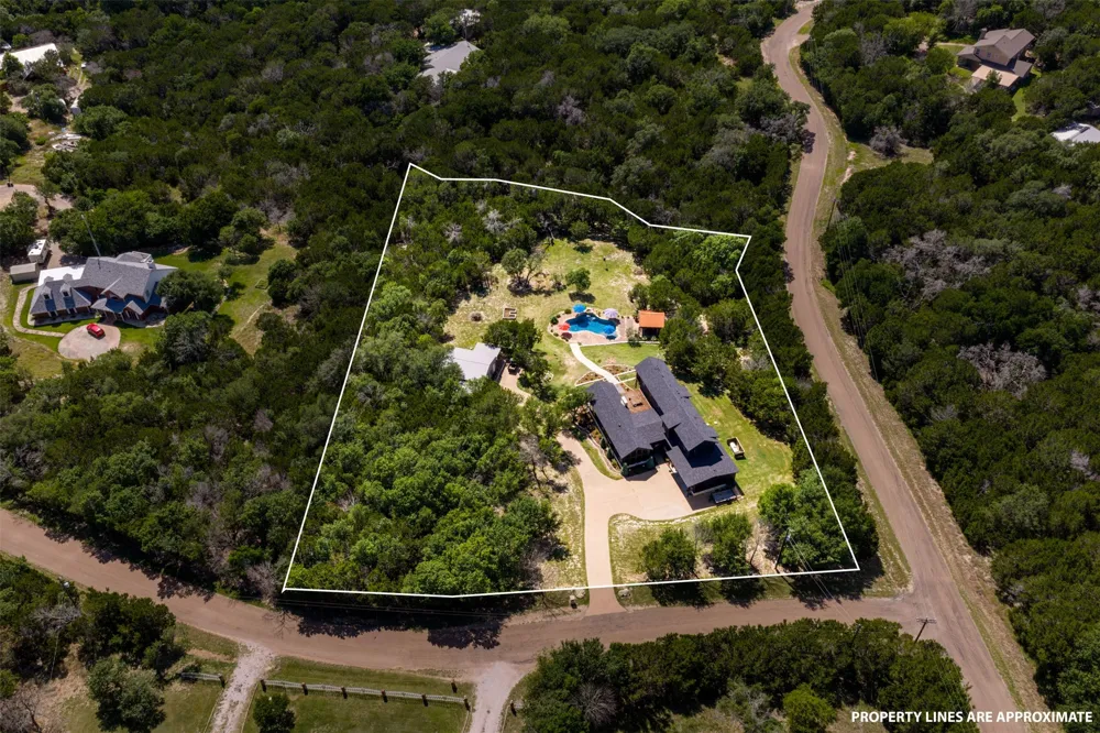 124 Bluffview Circle China Spring, TX 76633