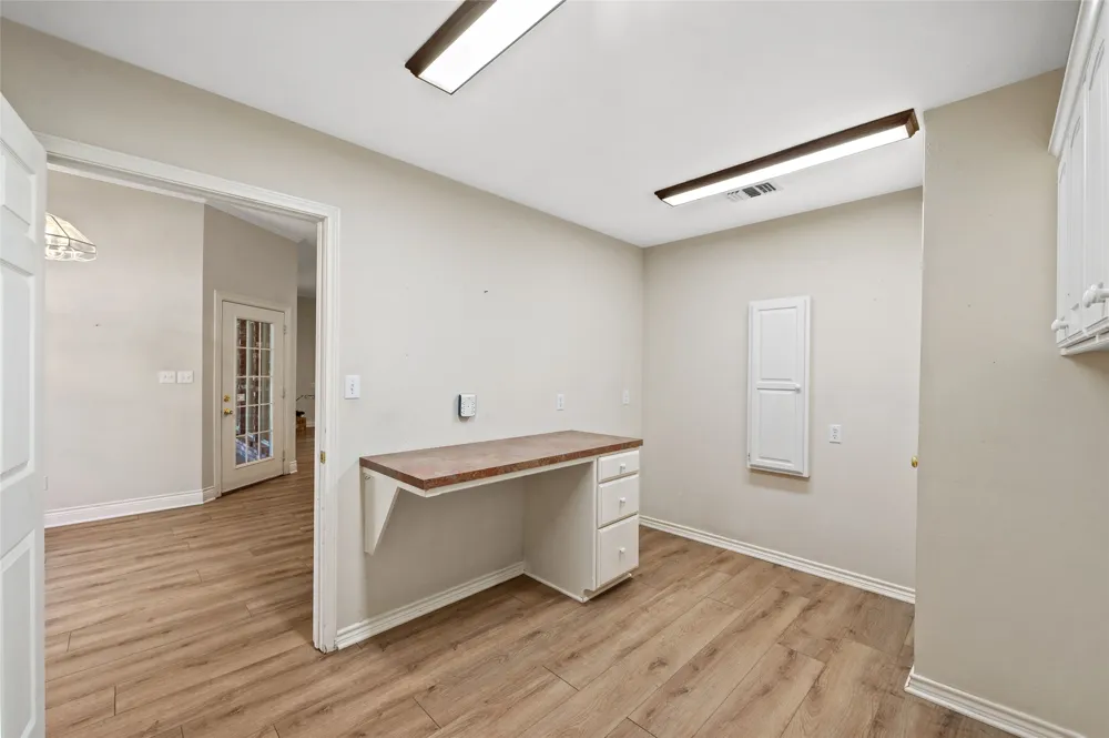 605 County road 2310 Mineola, TX 75773