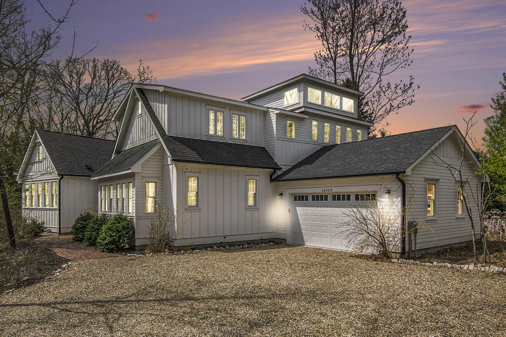 16220 Stones Throw Lane New Buffalo Township, MI 49129