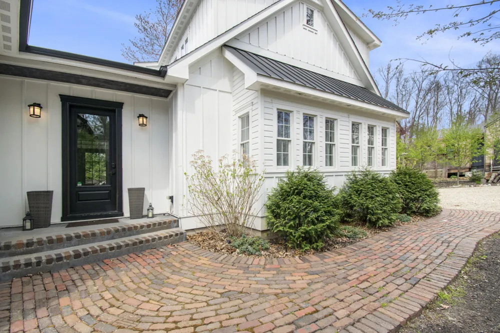 16220 Stones Throw Lane New Buffalo Township, MI 49129