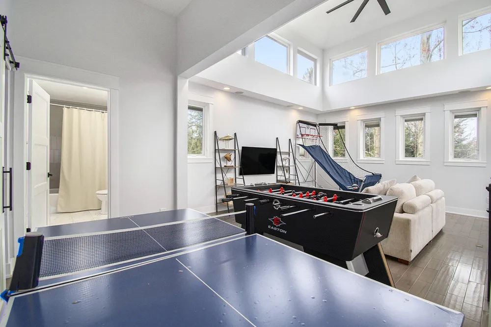 16220 Stones Throw Lane New Buffalo Township, MI 49129