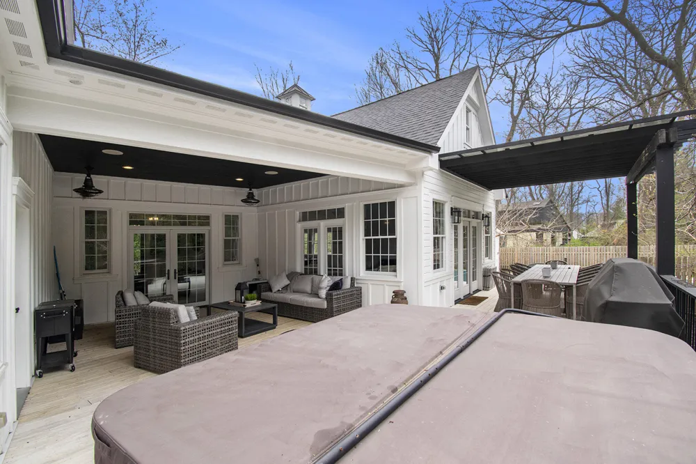 16220 Stones Throw Lane New Buffalo Township, MI 49129