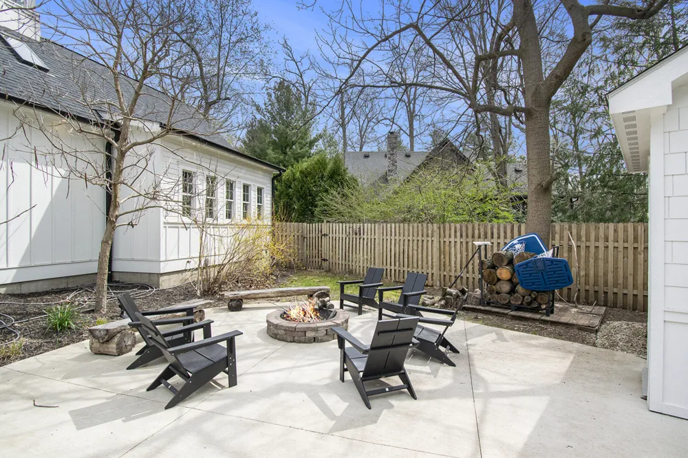 16220 Stones Throw Lane New Buffalo Township, MI 49129