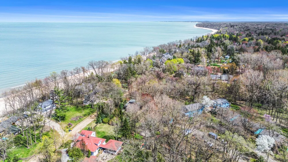 16220 Stones Throw Lane New Buffalo Township, MI 49129
