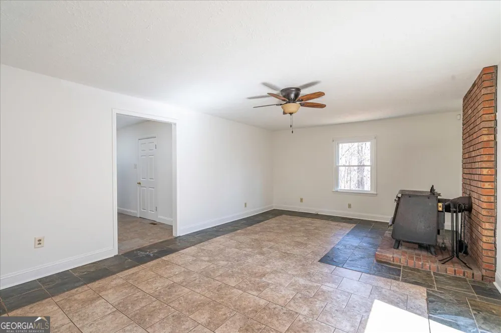 102 Beaverdam Creek RD Winterville, GA 30683