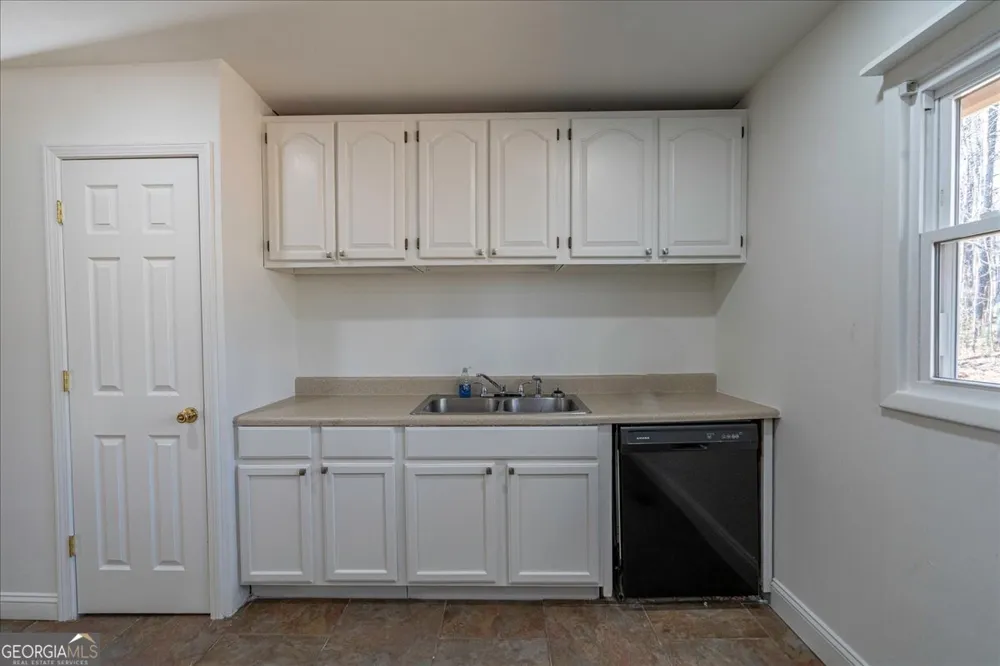 102 Beaverdam Creek RD Winterville, GA 30683