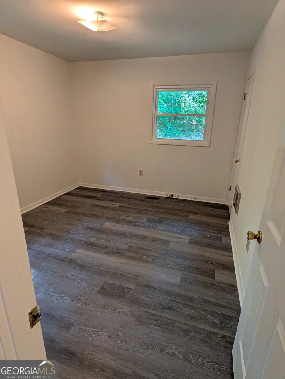 102 Beaverdam Creek RD Winterville, GA 30683
