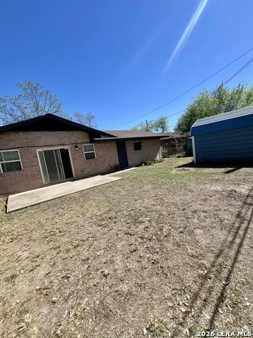907 Big Bend Dr Beeville, TX 78102