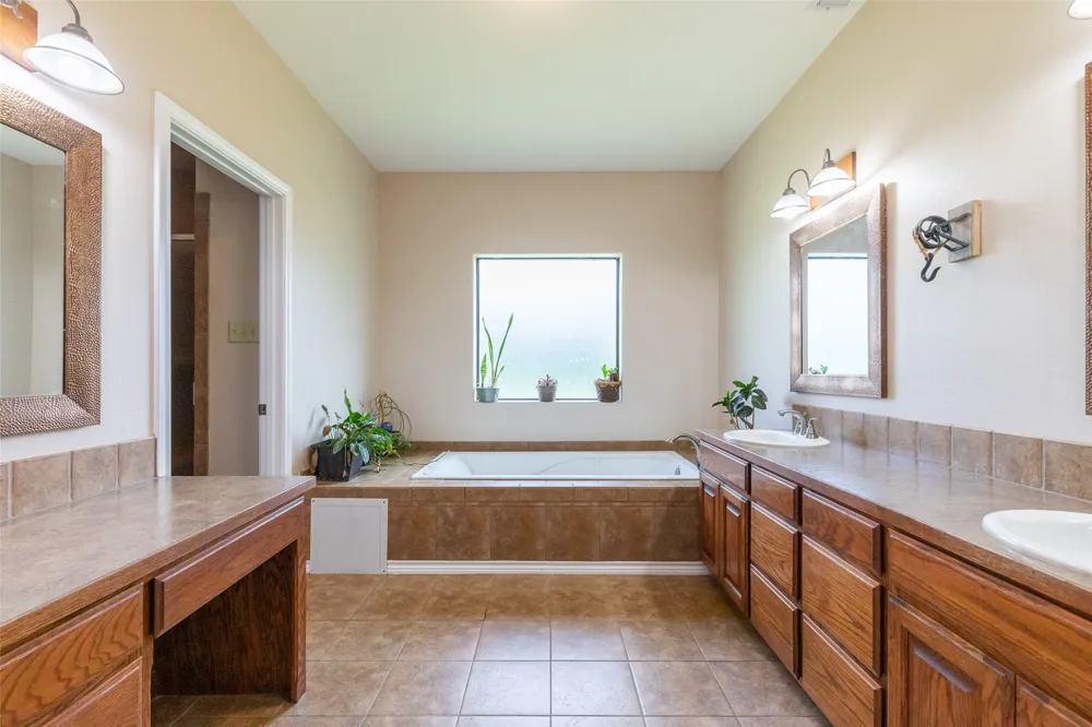 523 S Hays Road Clyde, TX 79510