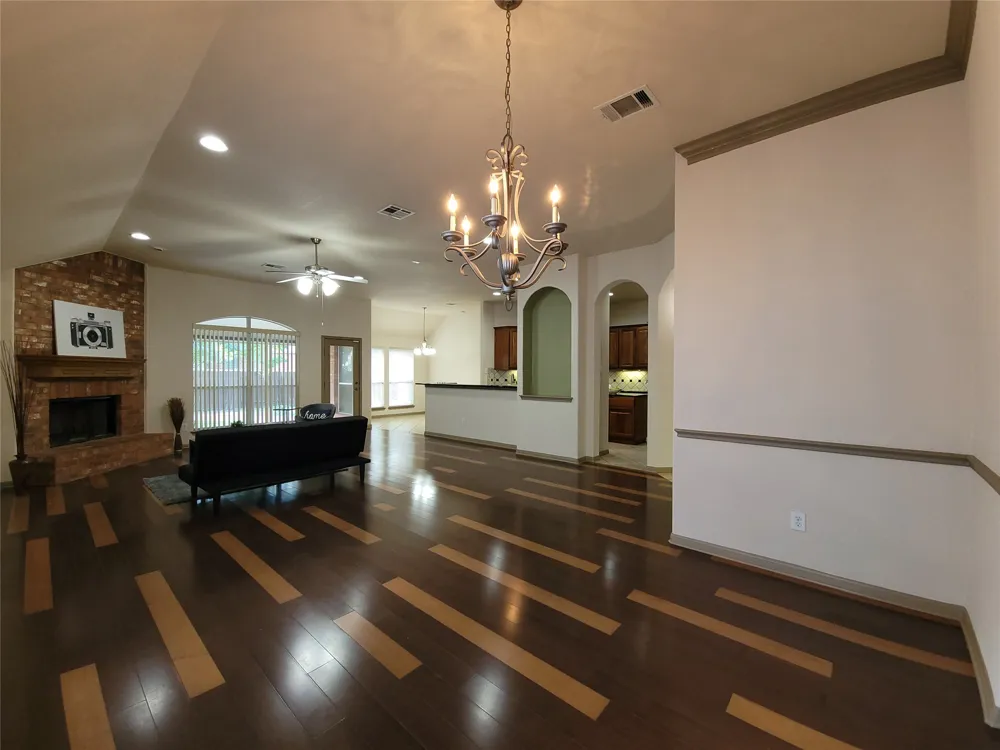 10028 Lisi Anne Drive Austin, TX 78717