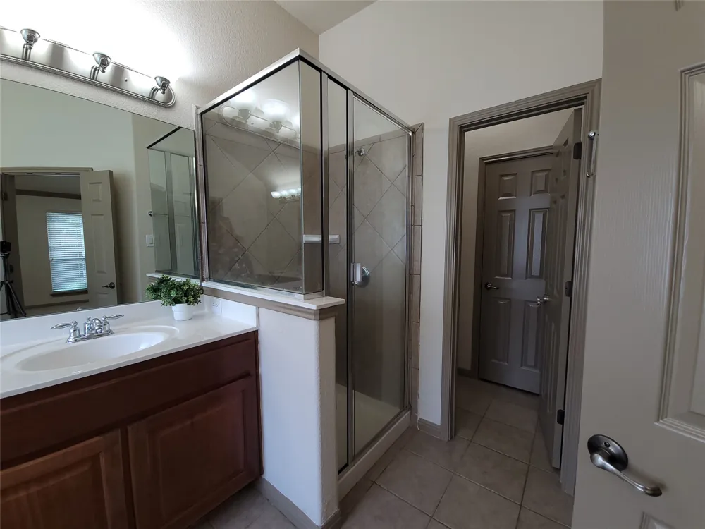 10028 Lisi Anne Drive Austin, TX 78717