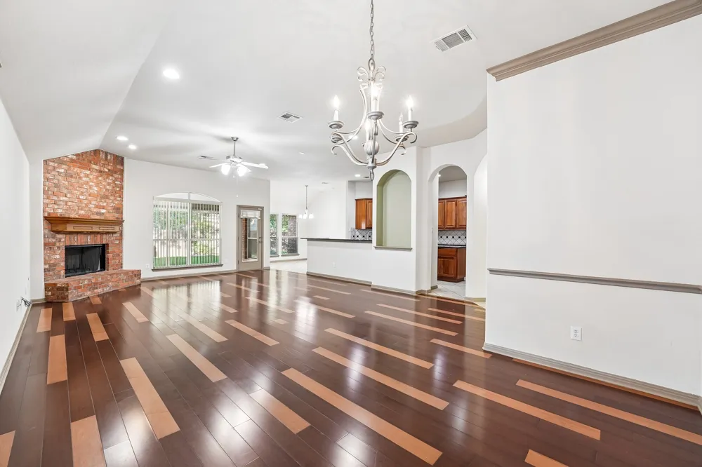 10028 Lisi Anne Drive Austin, TX 78717
