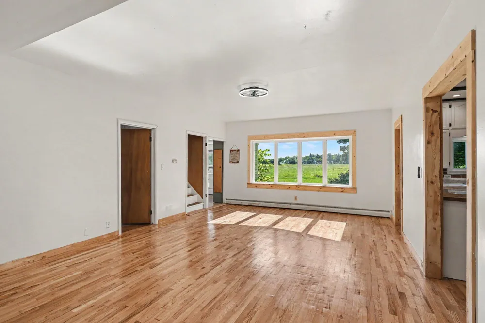 6923 Young Road Bellevue, MI 49021