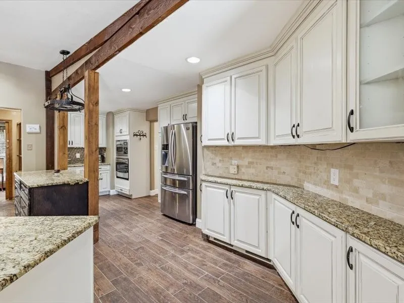 200 Timberlane Terrace Euless, TX 76039