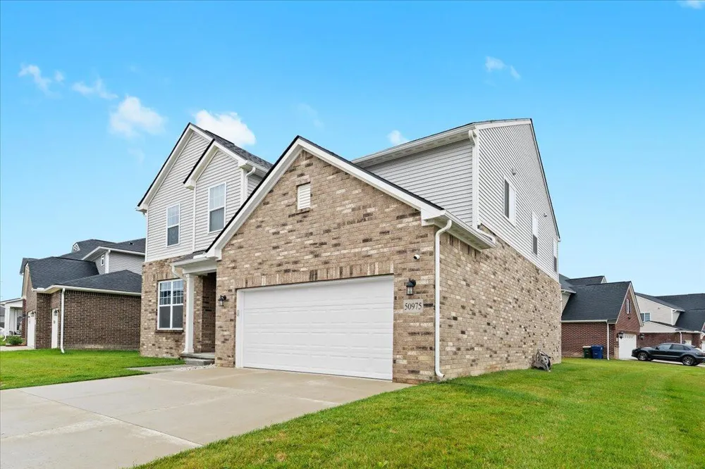 50975 Baileys Landing Canton, MI 48187