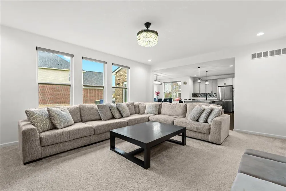 50975 Baileys Landing Canton, MI 48187