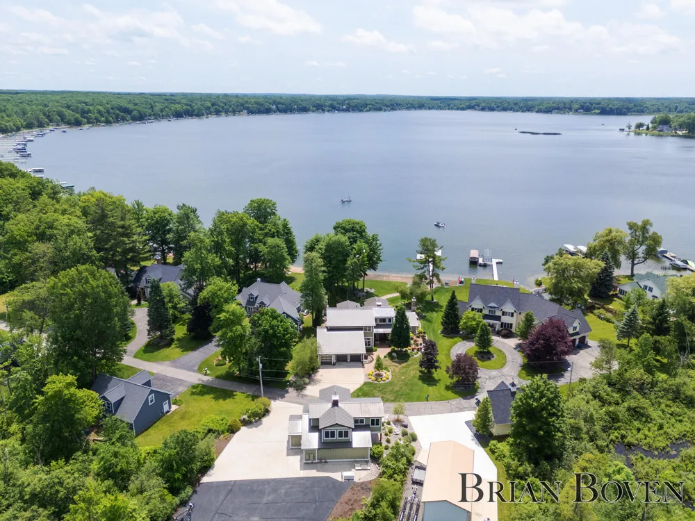 3381 Northshore Drive Pierson, MI 49339