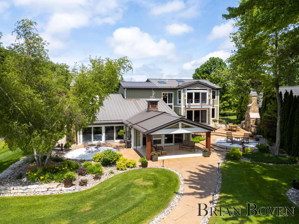 3381 Northshore Drive Pierson, MI 49339