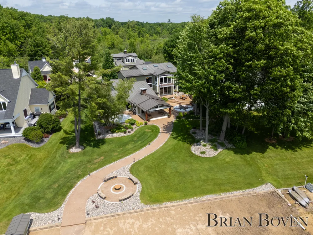3381 Northshore Drive Pierson, MI 49339