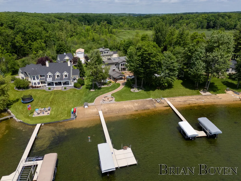 3381 Northshore Drive Pierson, MI 49339