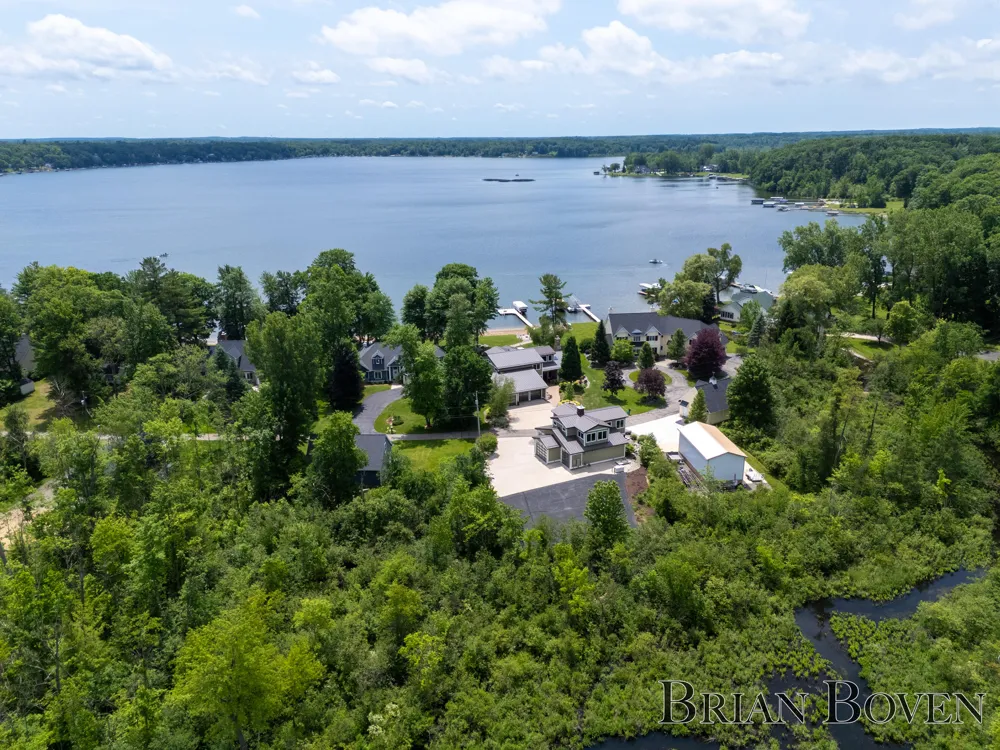 3381 Northshore Drive Pierson, MI 49339
