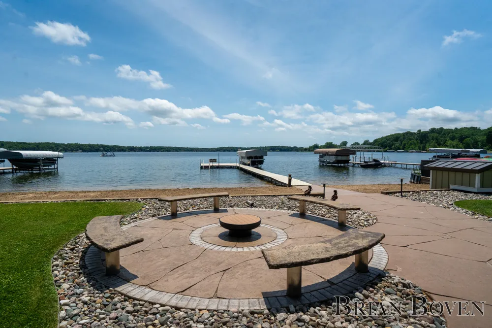 3381 Northshore Drive Pierson, MI 49339
