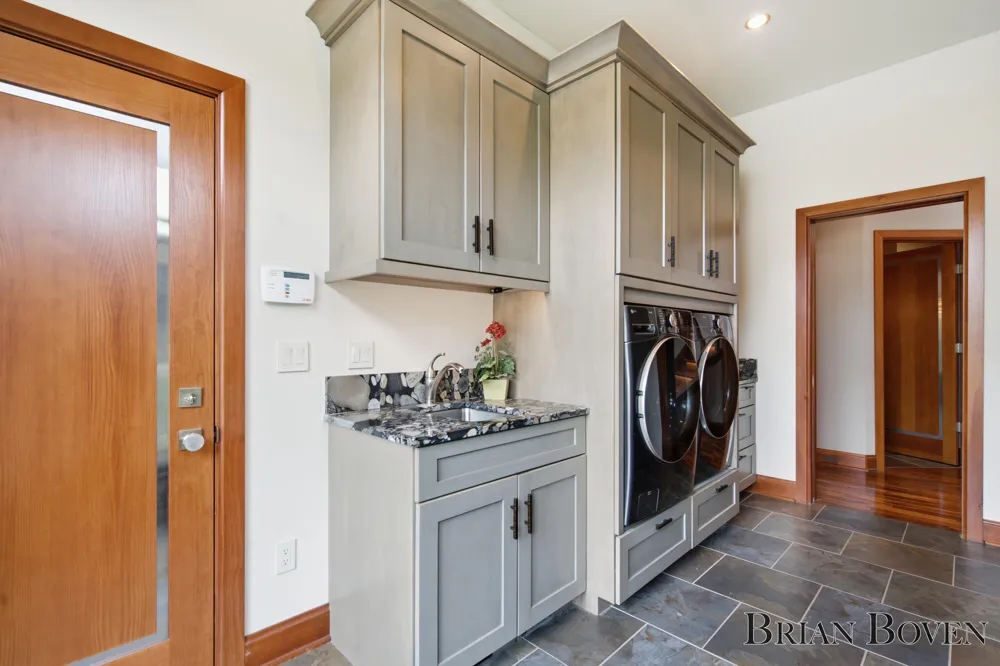 3381 Northshore Drive Pierson, MI 49339