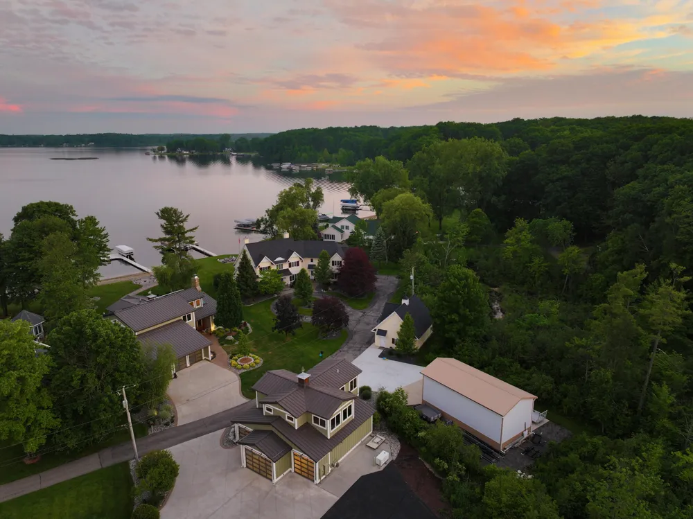 3381 Northshore Drive Pierson, MI 49339