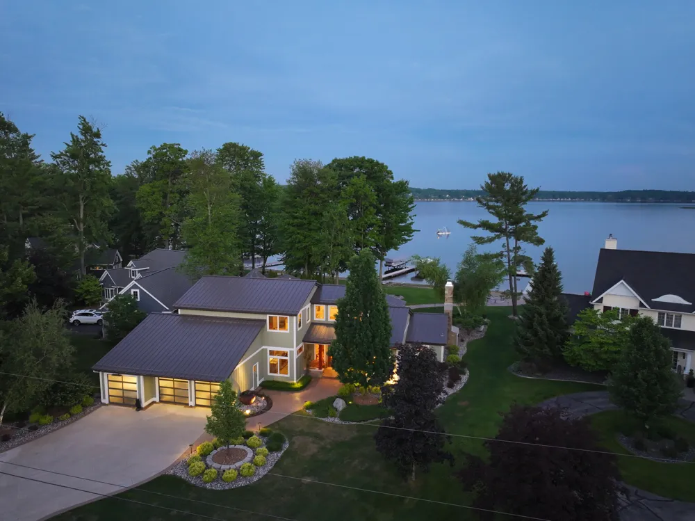 3381 Northshore Drive Pierson, MI 49339