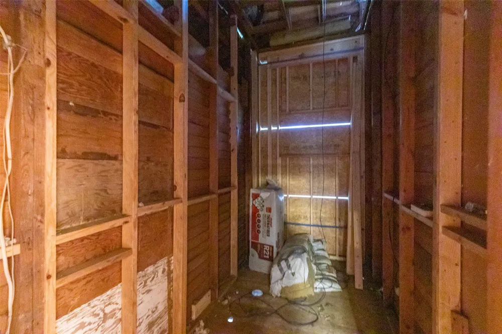 601 W 3rd Street Baird, TX 79504