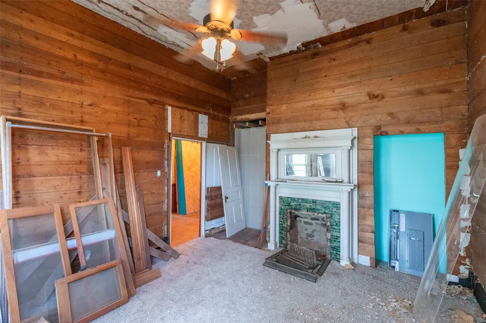 601 W 3rd Street Baird, TX 79504