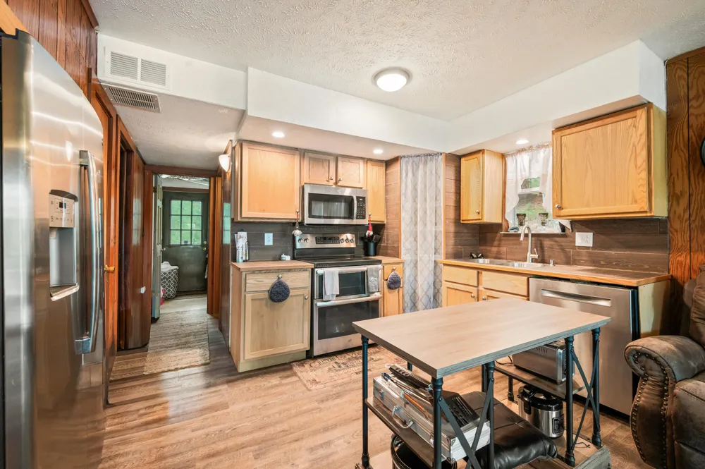 9279 S Three Lakes Lane Baldwin, MI 49304