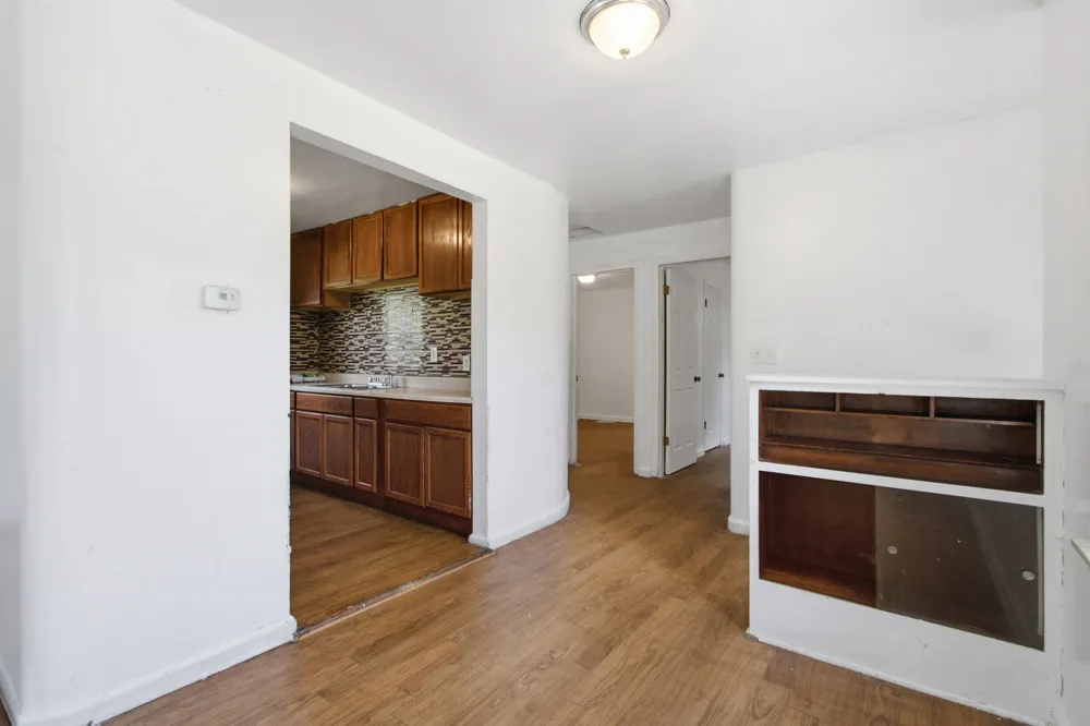 182 Summit Street Pontiac, MI 48342
