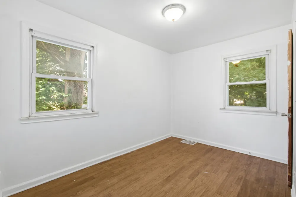 182 Summit Street Pontiac, MI 48342