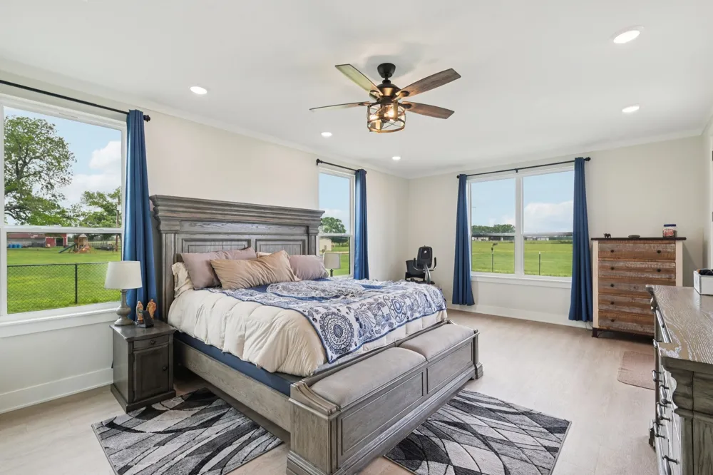 1215 RS COUNTY ROAD 2300 Emory, TX 75440