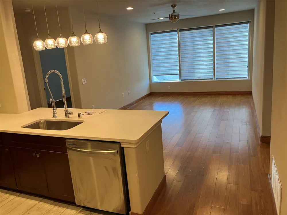 1220 W Trinity Mills Road #5009 Carrollton, TX 75006
