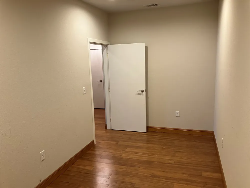 1220 W Trinity Mills Road #5009 Carrollton, TX 75006