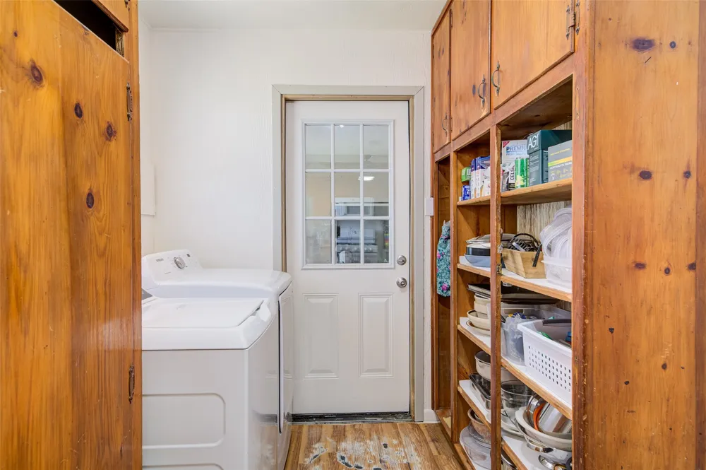 716 County Road 4757 Boyd, TX 76023