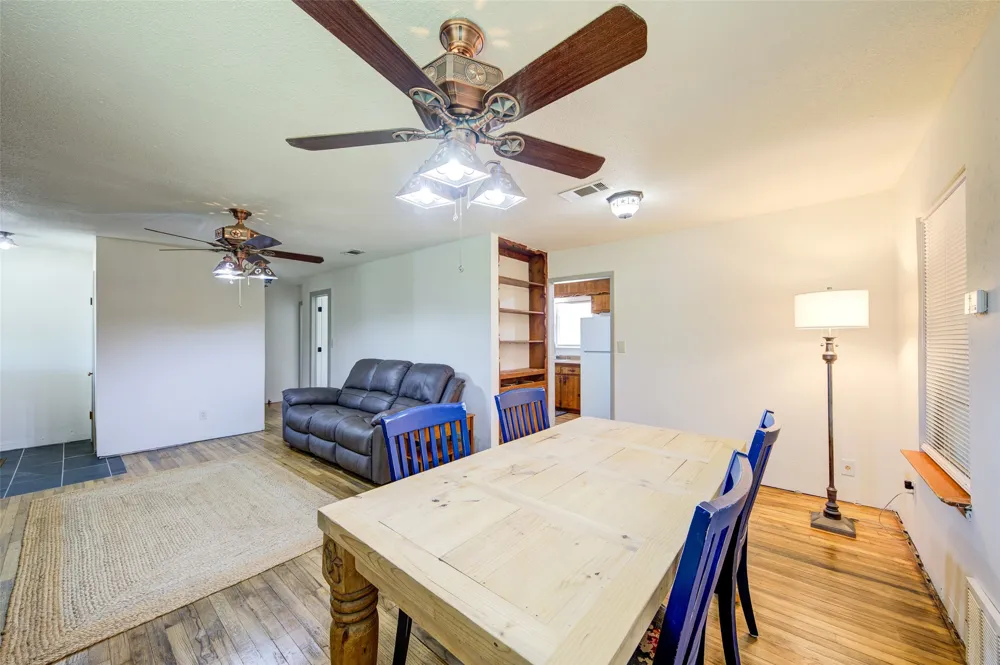 716 County Road 4757 Boyd, TX 76023