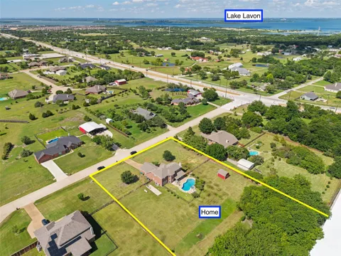 2305 Silver Maple Drive