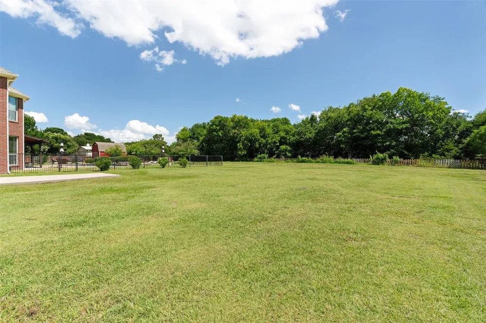2305 Silver Maple Drive St Paul, TX 75098