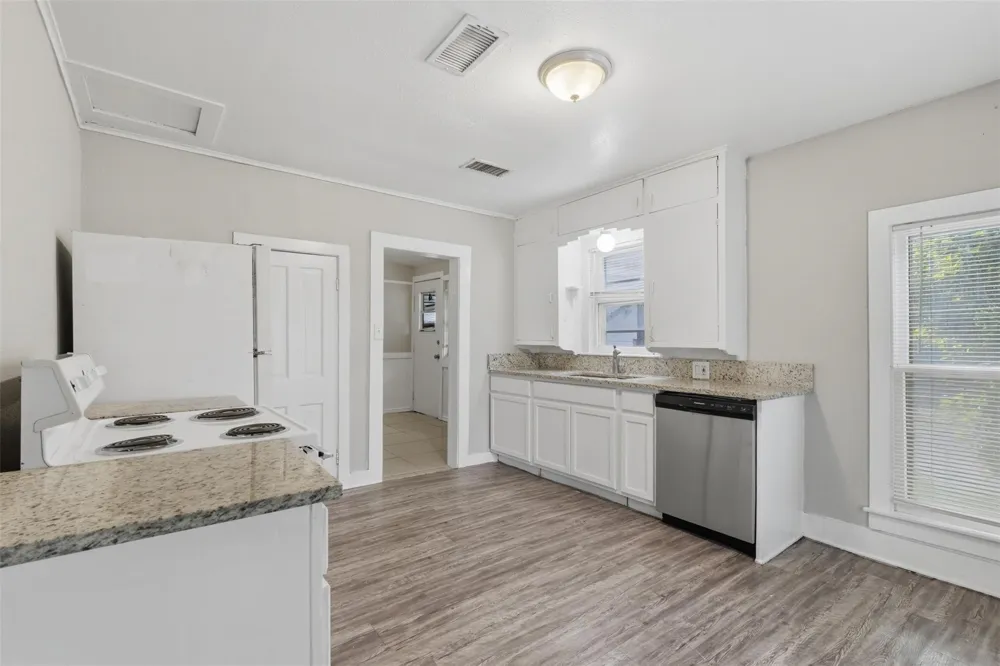 4104 Gordon Street Greenville, TX 75401