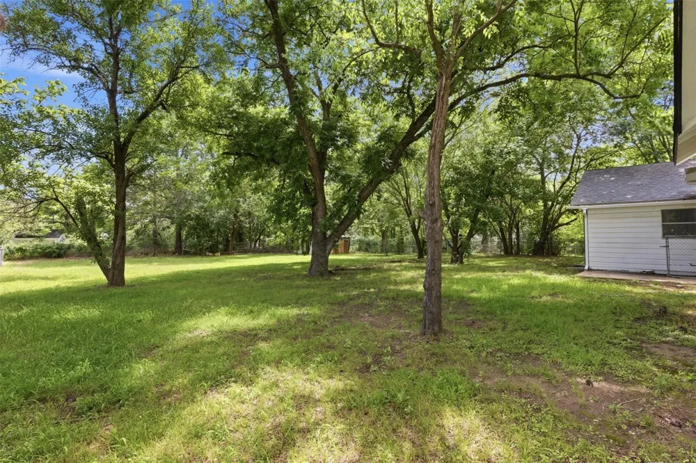 4104 Gordon Street Greenville, TX 75401
