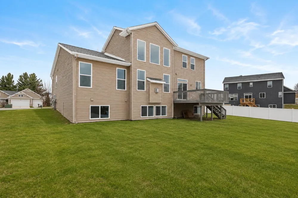 3857 Winsome Drive Hudsonville, MI 49426