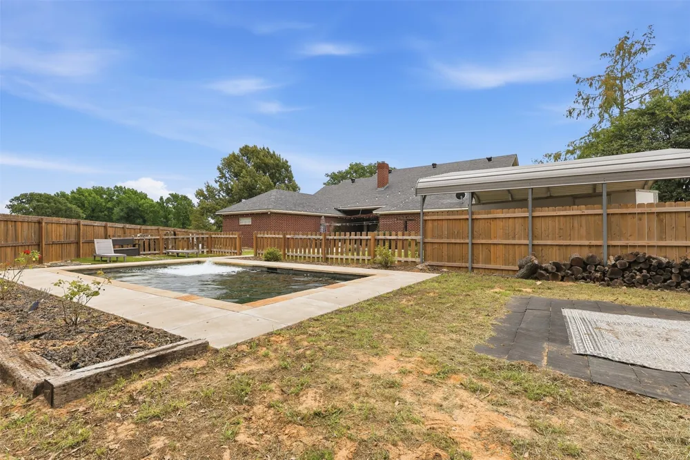 13348 FM 2710 Lindale, TX 75771