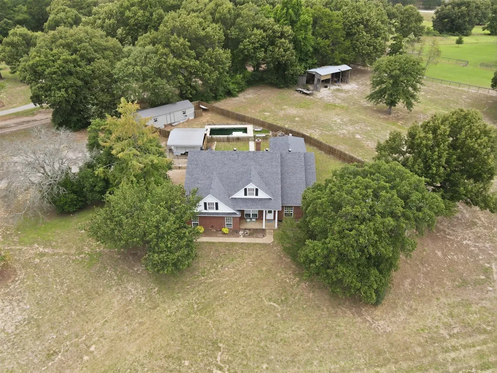 13348 FM 2710 Lindale, TX 75771