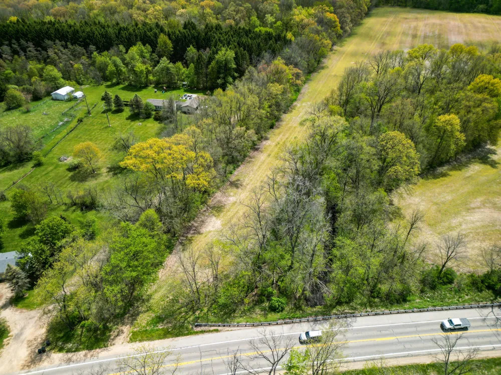 7 Bunkerhill Road Jackson, MI 49201