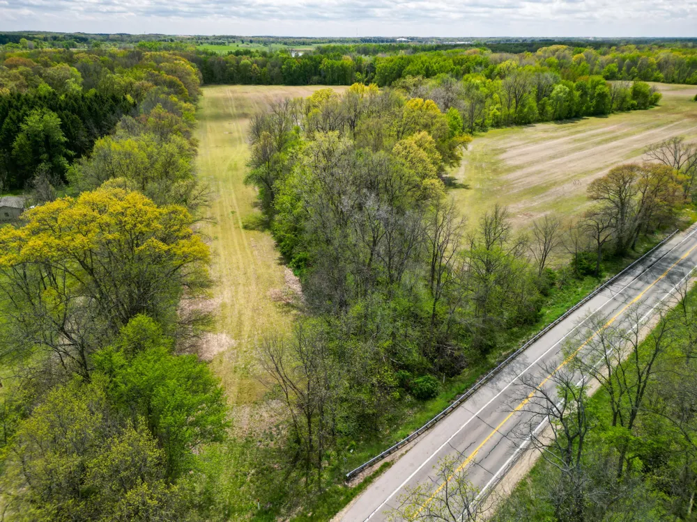 7 Bunkerhill Road Jackson, MI 49201