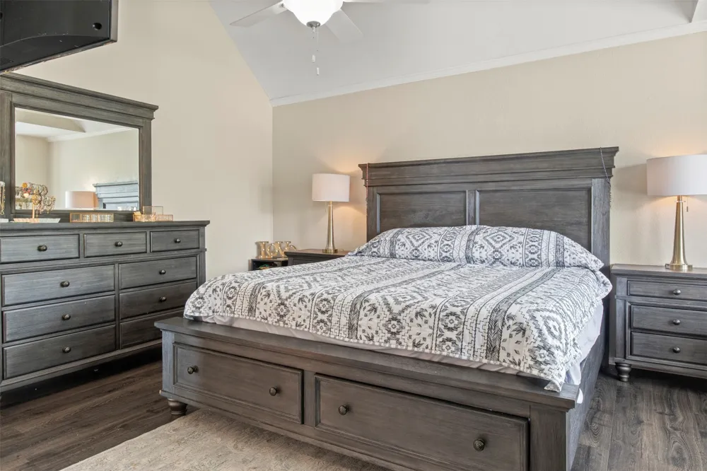 215 Cimarron Trail #1 Irving, TX 75063