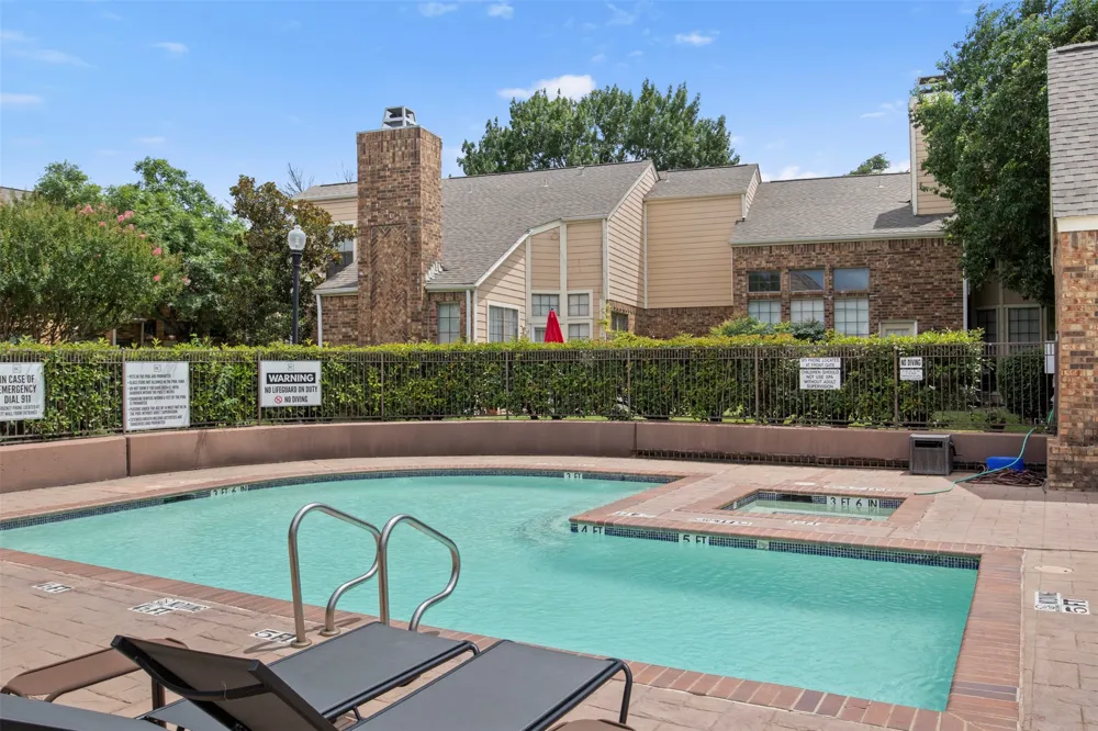 215 Cimarron Trail #1 Irving, TX 75063